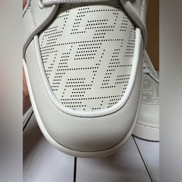 Christian Louboutin Rantulow Orlato CL Monogram Leather Sneaker White Sz 39 / 6 - Picture 8 of 14